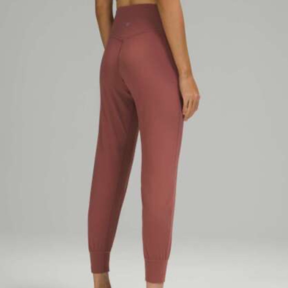 Lululemon size 4 spiced chai align joggers